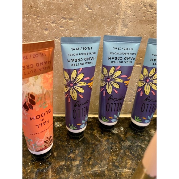 Bath & Body Works Hand Creams 1 oz NEW Lot of 11 - Picture 2 of 4